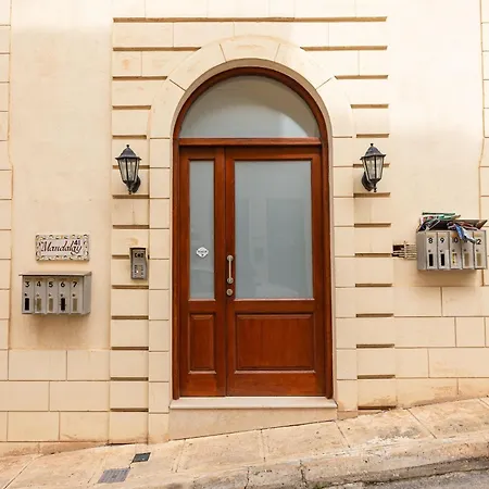Mandalay Cozy & Affordable With Patio * Mellieha