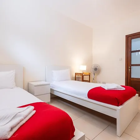 Appartement Mandalay Cozy & Affordable With Patio Mellieħa